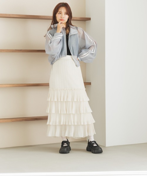 mysty woman(ミスティウーマン)の「ティアードプリーツスカート 320385(スカート・レディース・アイボリー/ブラック/グレー・FREE)」の20枚目の写真