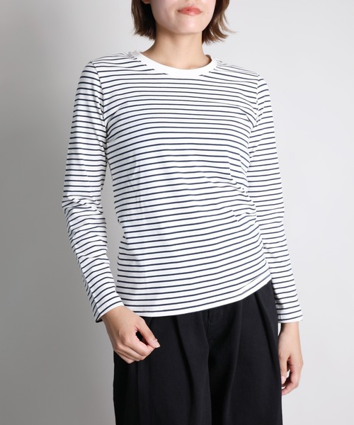 aimoha(アイモハ)の「ボーダー長袖Tシャツ(Tシャツ/カットソー・レディース・ホワイト・FREE)」の11枚目の写真