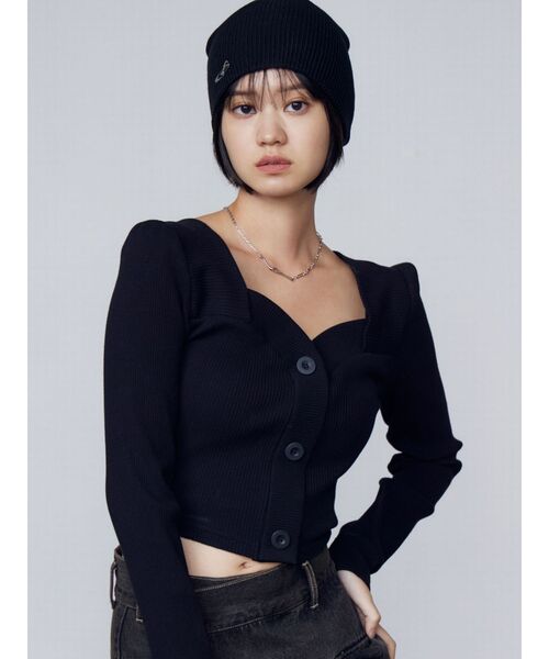 EMODA(エモダ)の「フロントボタンショートトップ(Tシャツ/カットソー・レディース・ホワイト/ブラック/ブルー・FREE)」の15枚目の写真