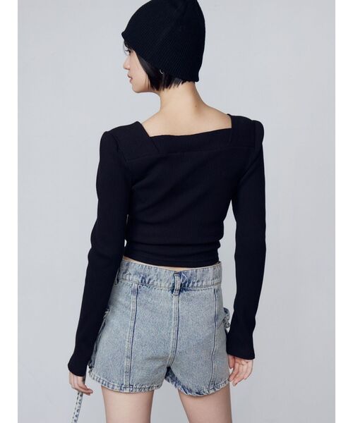 EMODA(エモダ)の「フロントボタンショートトップ(Tシャツ/カットソー・レディース・ホワイト/ブラック/ブルー・FREE)」の22枚目の写真