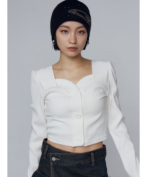 EMODA(エモダ)の「フロントボタンショートトップ(Tシャツ/カットソー・レディース・ホワイト/ブラック/ブルー・FREE)」の2枚目の写真