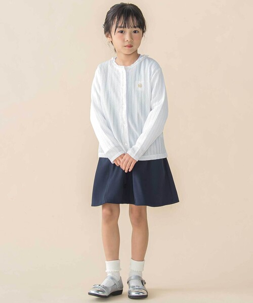 BeBe Petits Pois Vert(ベベプチポワヴェール)の「レーシーカットソー長袖カーディガン(95~150cm)(カーディガン/ボレロ・キッズ・ピンク/ホワイト・120cm/130cm/110cm/100cm/140cm/150cm)」の4枚目の写真