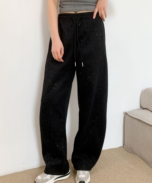 LOWO(ロワ)の「カーブデザインスウェットパンツ ラメ入り(その他パンツ・レディース・ブラック/オフホワイト/グレー・FREE)」の4枚目の写真