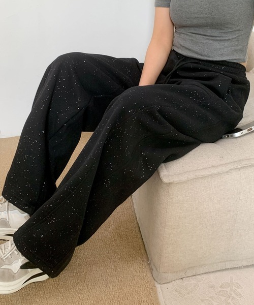 LOWO(ロワ)の「カーブデザインスウェットパンツ ラメ入り(その他パンツ・レディース・ブラック/オフホワイト/グレー・FREE)」の5枚目の写真