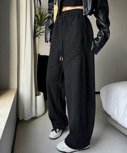 LOWO(ロワ)の「カーブデザインスウェットパンツ ラメ入り(その他パンツ・レディース・ブラック/オフホワイト/グレー・FREE)」の6枚目の写真