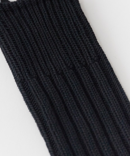 TAKAHIROMIYASHITATheSoloIst.（タカヒロミヤシタザソロイスト）の「TAKAHIROMIYASHITATheSoloIst./タカヒロミヤシタザソロイスト.×decka Quality socks/デカクオリティソックス middleweight ribbed mid socks. 靴下（ソックス/靴下・メンズ・ブラック/ホワイト・25-28）」の15枚目の写真