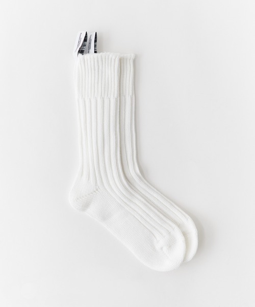 TAKAHIROMIYASHITATheSoloIst.（タカヒロミヤシタザソロイスト）の「TAKAHIROMIYASHITATheSoloIst./タカヒロミヤシタザソロイスト.×decka Quality socks/デカクオリティソックス middleweight ribbed mid socks. 靴下（ソックス/靴下・メンズ・ブラック/ホワイト・25-28）」の4枚目の写真