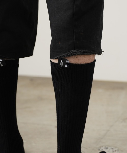 TAKAHIROMIYASHITATheSoloIst.（タカヒロミヤシタザソロイスト）の「TAKAHIROMIYASHITATheSoloIst./タカヒロミヤシタザソロイスト.×decka Quality socks/デカクオリティソックス middleweight ribbed mid socks. 靴下（ソックス/靴下・メンズ・ブラック/ホワイト・25-28）」の12枚目の写真