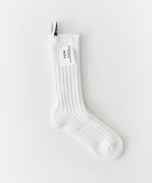 TAKAHIROMIYASHITATheSoloIst.（タカヒロミヤシタザソロイスト）の「TAKAHIROMIYASHITATheSoloIst./タカヒロミヤシタザソロイスト.×decka Quality socks/デカクオリティソックス middleweight ribbed mid socks. 靴下（ソックス/靴下・メンズ・ブラック/ホワイト・25-28）」の3枚目の写真