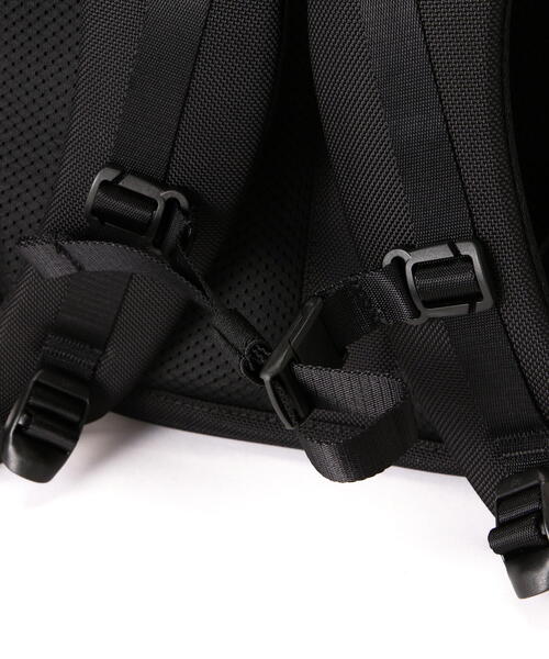Aer（エアー）の「Aer（エアー）City Pack 2　AER-21059（MIDDLEサイズ）（バックパック/リュック・メンズ・ブラック・F）」の12枚目の写真