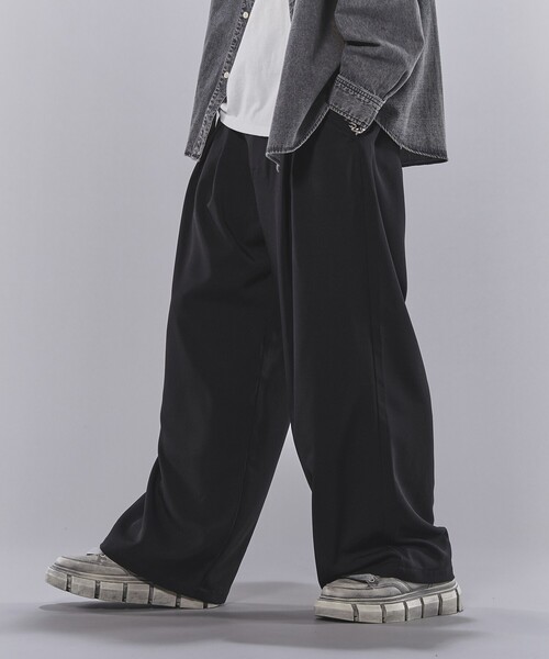 PUBLUX（パブリュクス）の「PUBLUX/パブリュクス タックワイドスラックス(限定展開)（スラックス・メンズ・ブラック/グレー/ネイビー・LARGE/MEDIUM/SMALL）」の14枚目の写真