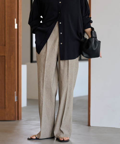 FRAMeWORK（フレームワーク）の「≪一部カラーWEB限定・追加≫リネンMIXストレートパンツ（その他パンツ・レディース・ホワイト×ホワイト/ダークブルー/ネイビー/ベージュ・36/34/40/38）」の17枚目の写真