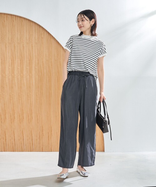 coen(コーエン)の「ライトデニムイージーワイドパンツ(デニムパンツ・レディース・ブラック/コバルトブルー・M/L)」の4枚目の写真