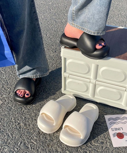 WEGO(ウィゴー)の「WEGO/コロンとラウンド厚底サンダル/スリッパ(サンダル・レディース・ピンク/ブラック/ホワイト・MEDIUM/LARGE)」の11枚目の写真