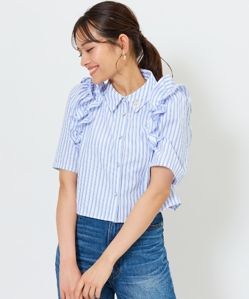 AND COUTURE(アンドクチュール)の「ビジュー付きストライプフリルシャツ(シャツ/ブラウス・レディース・ブルー系その他/パープル系その他/ホワイト系その他2/ネイビー/ホワイト系その他・FREE)」の5枚目の写真