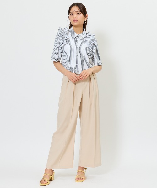 AND COUTURE(アンドクチュール)の「ビジュー付きストライプフリルシャツ(シャツ/ブラウス・レディース・ブルー系その他/パープル系その他/ホワイト系その他2/ネイビー/ホワイト系その他・FREE)」の16枚目の写真