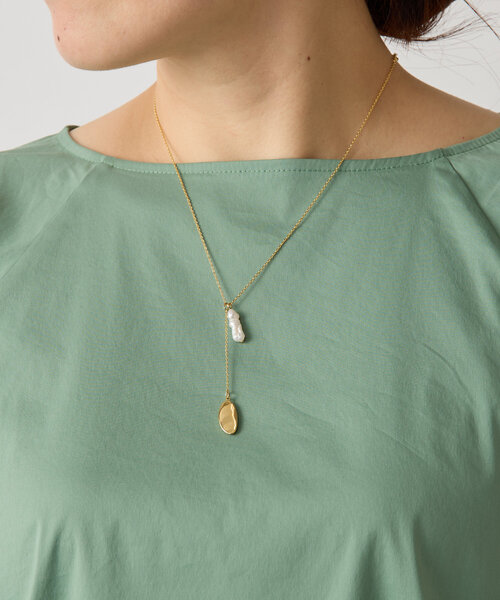 LIVETART（リヴェタート）の「パール×オーバルプレートネックレス（ネックレス・レディース・ゴールド・FREE）」の2枚目の写真