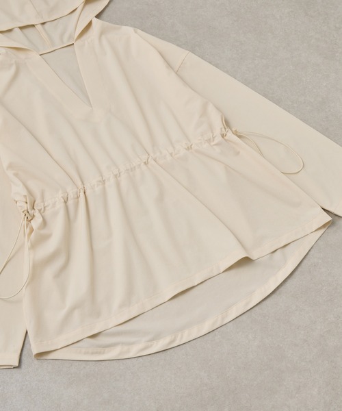 Vネックフード付きラッシュガード