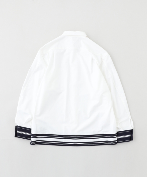 WHITE MOUNTAINEERING（ホワイトマウンテニアリング）の「White Mountaineering WIDE GUSSET SLEEVE BOX STRIPE シャツ（シャツ/ブラウス・メンズ・ホワイト・2/1）」の2枚目の写真