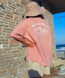 BILLABONG GIRL（ビラボンガール）の「BILLABONG レディース 【A/DIV.】 ADIV RASH SS TEE Tシャツ 【2025年春夏モデル】/ビラボン水陸両用UVケア吸水速乾半袖バックプリントラッシュガードTシャツ（Tシャツ/カットソー）」