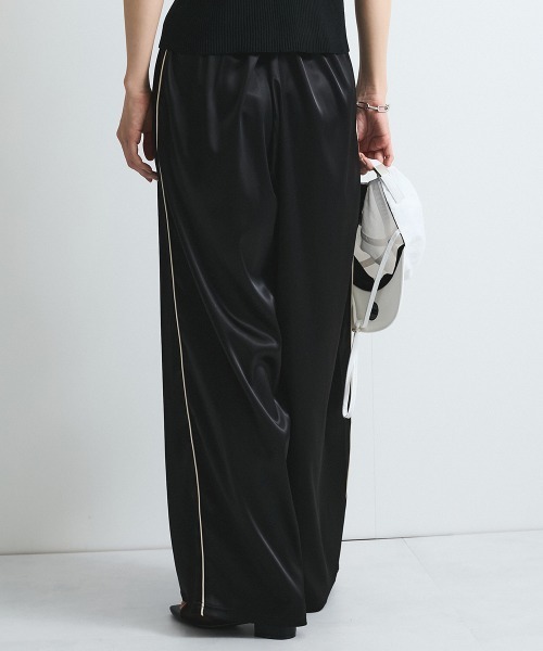 VICKY（ビッキー）の「サテンサイドラインパンツ≪手洗い可能≫（その他パンツ・レディース・オフホワイト/ブラック・M）」の14枚目の写真