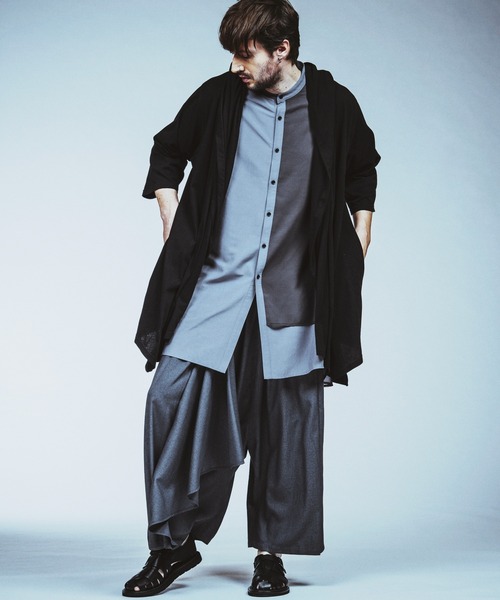 NO ID.（ノーアイディ）の「【NO ID.】Gather Baggy Drape Trousers / ギャザー バギー ドレープ トラウザーズ（その他パンツ・メンズ・グレー/ブラック・1/2）」の18枚目の写真
