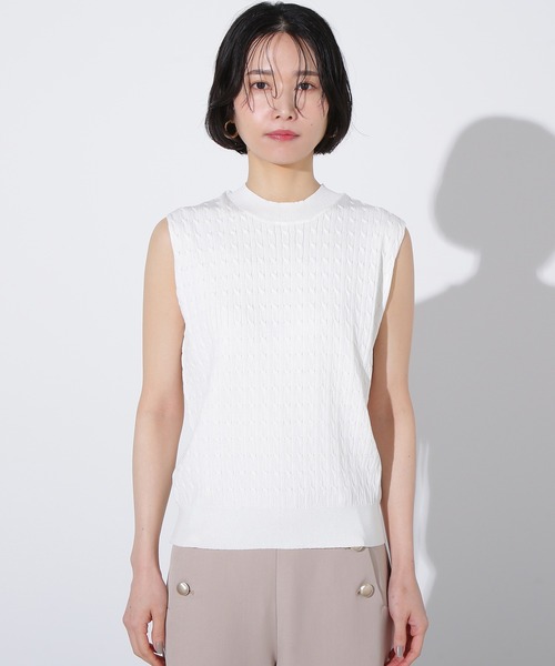 N.(N. Natural Beauty Basic)(エヌエヌナチュラルビューティーベーシック)の「ケーブルニットベスト(ベスト・レディース・ピンク/オフホワイト/ネイビー・MEDIUM)」の17枚目の写真