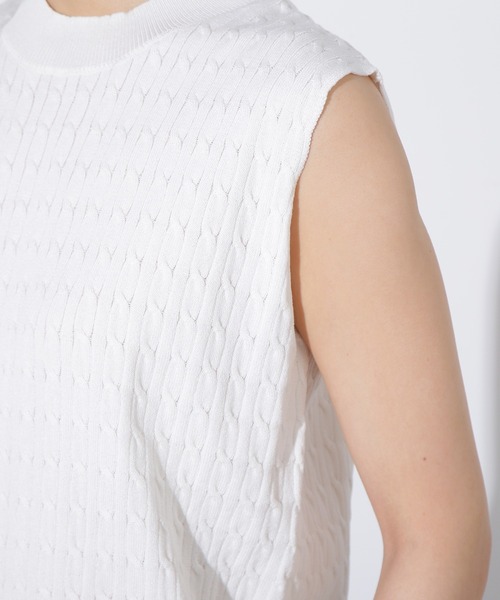 N.(N. Natural Beauty Basic)(エヌエヌナチュラルビューティーベーシック)の「ケーブルニットベスト(ベスト・レディース・ピンク/オフホワイト/ネイビー・MEDIUM)」の21枚目の写真