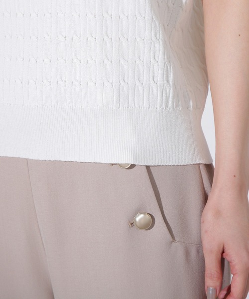 N.(N. Natural Beauty Basic)(エヌエヌナチュラルビューティーベーシック)の「ケーブルニットベスト(ベスト・レディース・ピンク/オフホワイト/ネイビー・MEDIUM)」の22枚目の写真
