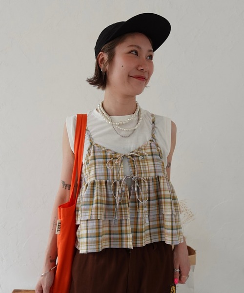 RODEO CROWNS WIDE BOWL（ロデオクラウンズワイドボウル）の「サマーチェックマルチウェイキャミソール（キャミソール・レディース・グリーン系その他/イエロー系その他/レッド系その他・FREE）」の3枚目の写真