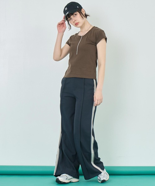 ANAP(アナップ)の「サイドライン ストレート スラックス パンツ(スラックス・レディース・グレー/ネイビー・S/M)」の8枚目の写真