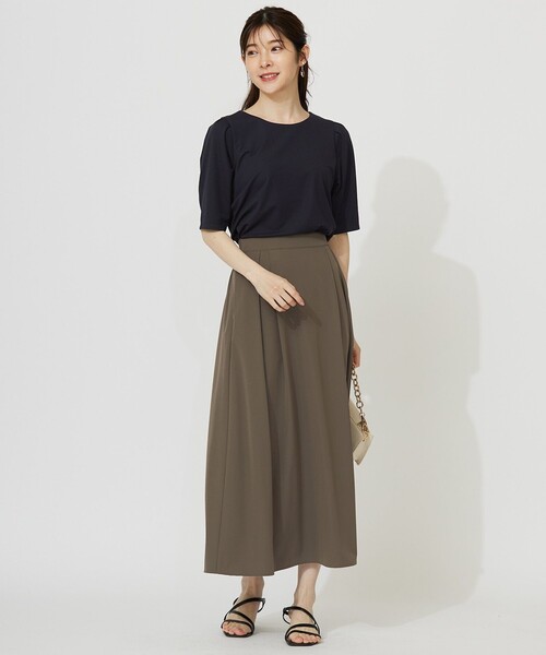 ANY SIS(エニィスィス)の「ハイストレッチスムースタックスリーブ カットソー(Tシャツ/カットソー・レディース・ダークグリーン系/ダークブラウン系/ネイビー系/ワイン系/アイボリー系/イエロー系・0)」の21枚目の写真