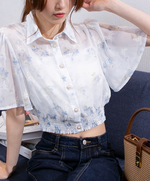 pumpkin port（パンプキンポート）の「シアー花柄 ゴールドボタン フレア袖クロップドブラウス（シャツ/ブラウス・レディース・ラベンダー/ピンク/ブルー/ベージュ/グリーン・M/L）」の7枚目の写真