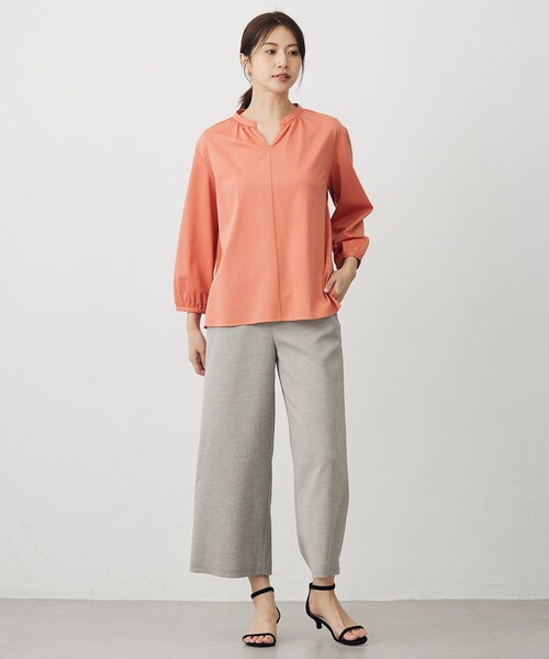 J.PRESS Ladies(J.プレス レディス)の「コンパクトトリコット バックプリーツ カットソー(Tシャツ/カットソー・レディース・ブルー系/ベージュ系/オレンジ系/ダークブラウン系・SMALL)」の15枚目の写真