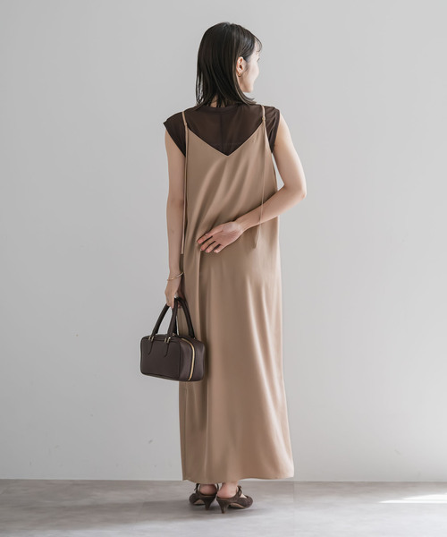 Noble（ノーブル）の「【洗える】ルナサテンコンフォートキャミワンピース（ワンピース・レディース・ネイビー/モカ・FREE）」の5枚目の写真