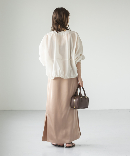 Noble（ノーブル）の「【洗える】ルナサテンコンフォートキャミワンピース（ワンピース・レディース・ネイビー/モカ・FREE）」の10枚目の写真