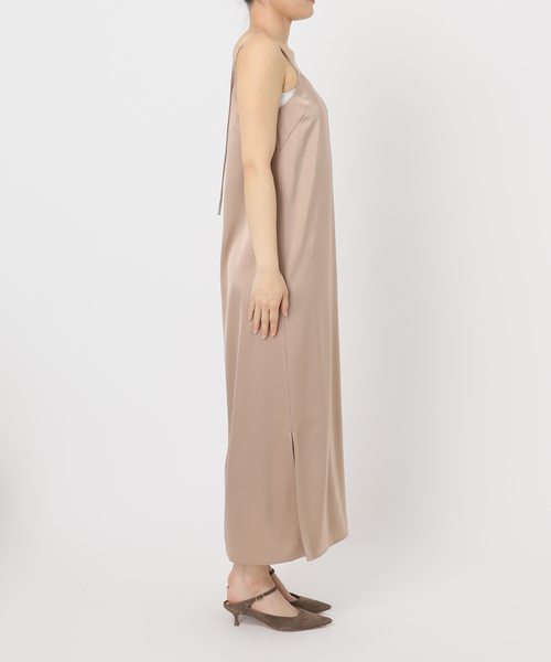 Noble（ノーブル）の「【洗える】ルナサテンコンフォートキャミワンピース（ワンピース・レディース・ネイビー/モカ・FREE）」の22枚目の写真