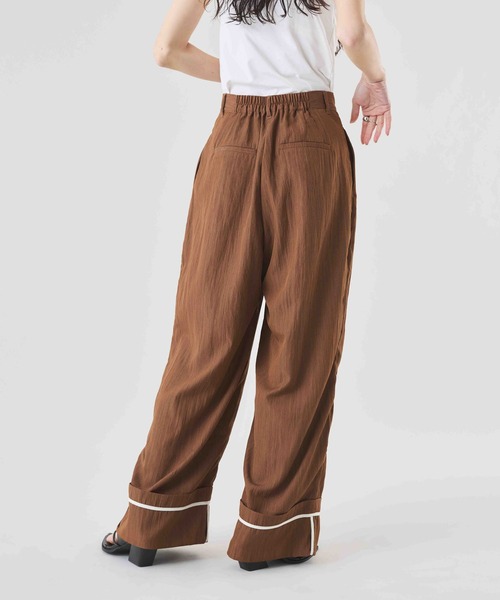 Muscat（マスカット）の「裾配色パイピング　タックワイドパンツ（その他パンツ・レディース・ブラウン/グレー/ブラック・F）」の11枚目の写真