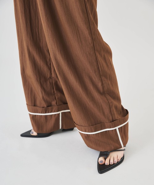 Muscat（マスカット）の「裾配色パイピング　タックワイドパンツ（その他パンツ・レディース・ブラウン/グレー/ブラック・F）」の14枚目の写真