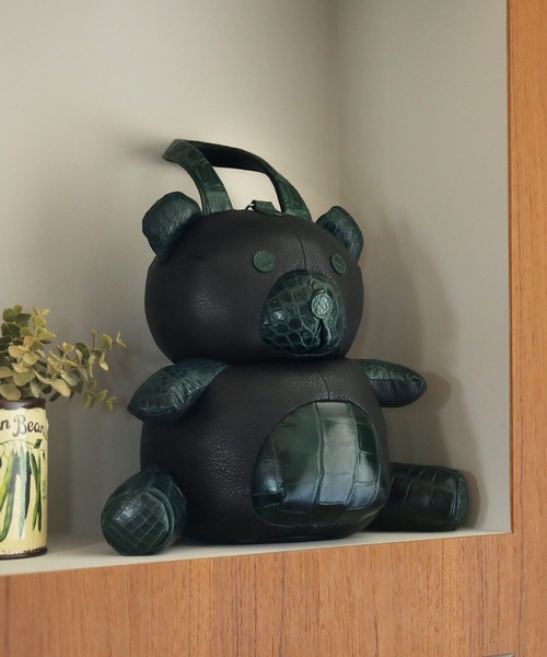 sankyo shokai(サンキョウショウカイ)の「牛革&クロコダイル ベア リュックサックマ(バックパック/リュック・レディース・ブラック・FREE)」の5枚目の写真