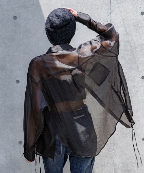 PAGEBOY(ページボーイ)の「ドロストシャーリングシアーシャツ(シャツ/ブラウス・レディース・ブラック/グレー系その他/オフホワイト/レッド・FREE)」の16枚目の写真