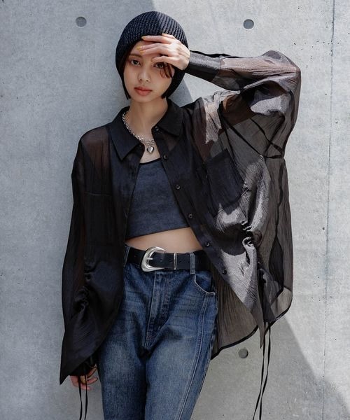 PAGEBOY(ページボーイ)の「ドロストシャーリングシアーシャツ(シャツ/ブラウス・レディース・ブラック/グレー系その他/オフホワイト/レッド・FREE)」の18枚目の写真