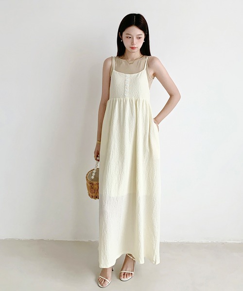 by LEGNA(バイレグナ)の「バックオープンキャミワンピース(ワンピース・レディース・ブラウン/ブラック/アイボリー・MEDIUM/LARGE)」の12枚目の写真