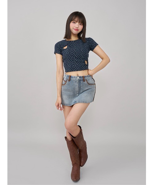 ダーリッチ　ハートオープンフローラルTシャツ ハートオープンフローラルTシャツ（Tシャツ/カットソー