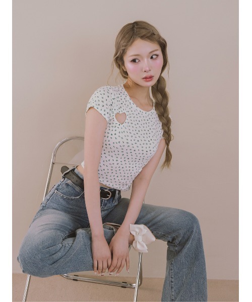 ダーリッチ　ハートオープンフローラルTシャツ ハートオープンフローラルTシャツ（Tシャツ/カットソー
