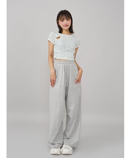 ダーリッチ　ハートオープンフローラルTシャツ ハートオープンフローラルTシャツ（Tシャツ/カットソー
