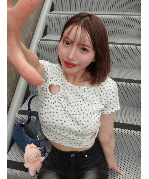 ダーリッチ　ハートオープンフローラルTシャツ ハートオープンフローラルTシャツ（Tシャツ/カットソー）｜Darich