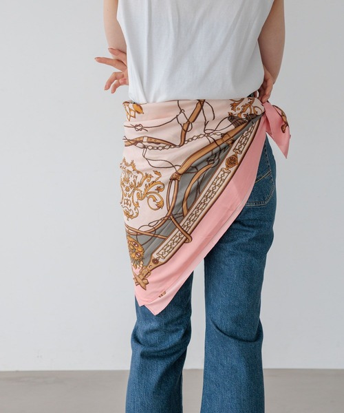 BAYFLOW（ベイフロー）の「90×90 大判スカーフ（バンダナ/スカーフ・レディース・ブラック/ピンク・FREE）」の10枚目の写真