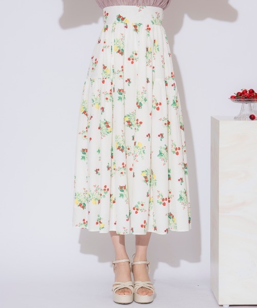 WILLSELECTION（ウィルセレクション）の「フルーツプリントギャザー切替スカート（スカート・レディース・ネイビー/オフホワイト・FREE）」の7枚目の写真