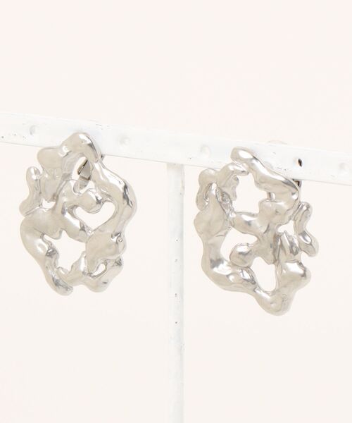 Scrap Book(スクラップブック)の「【Sea’ds mara】Nature motif large earring(イヤリング・レディース・ゴールド/シルバー・FREE)」の1枚目の写真